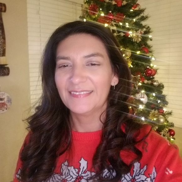 Meet your Posher, Tiana - Picture 8 of 14